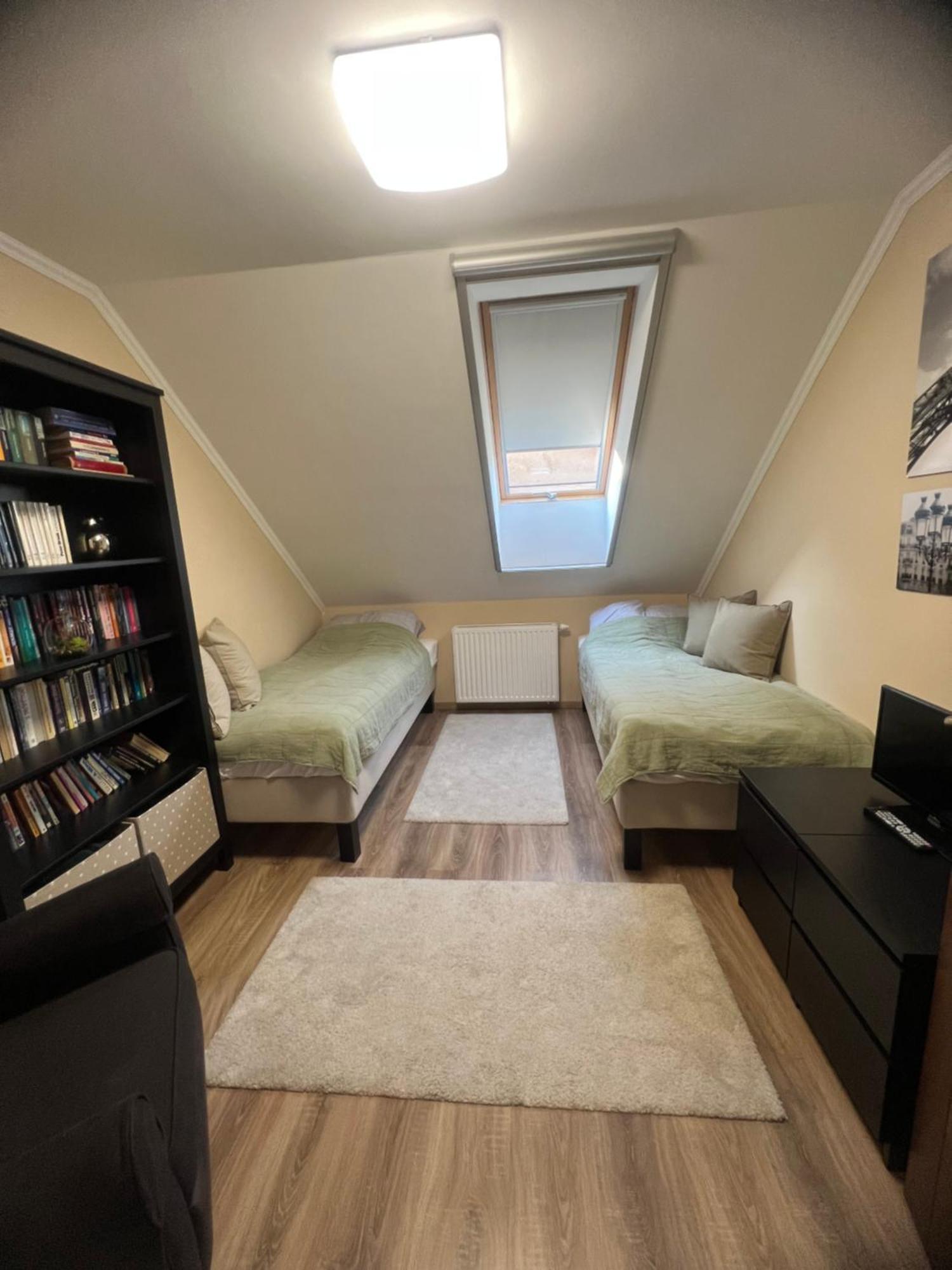 Galeria Apartmanhaz Кестхей Экстерьер фото