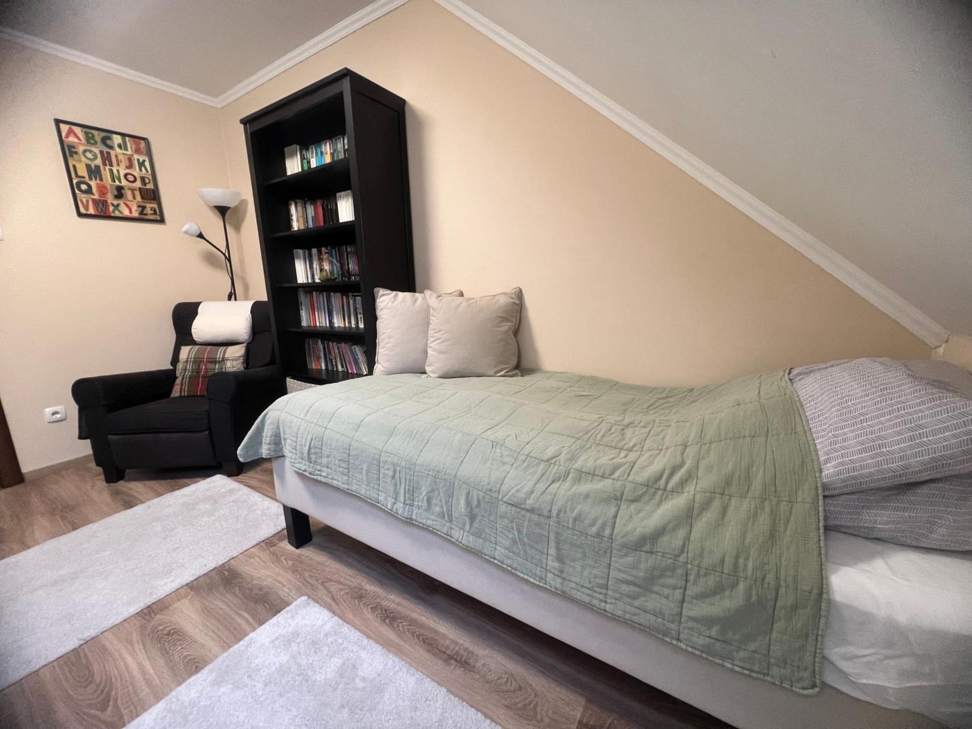 Galeria Apartmanhaz Кестхей Экстерьер фото